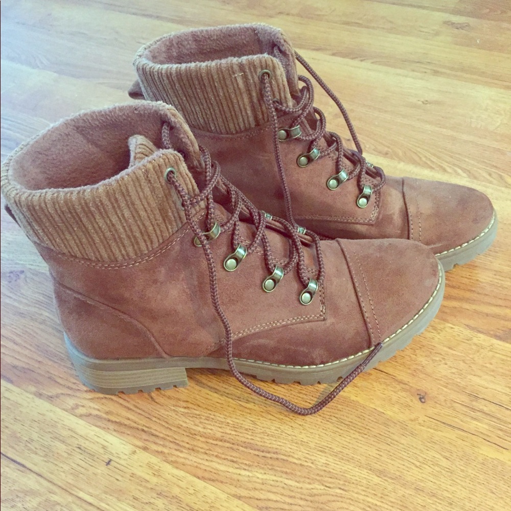 Brown boots from Target *BRAND NEW*